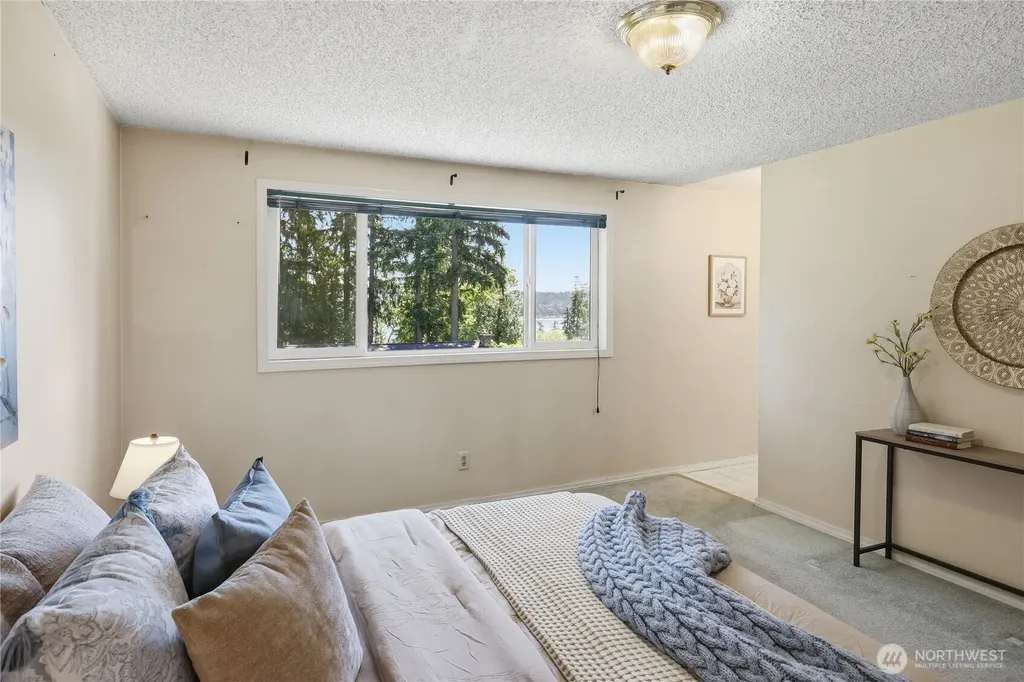 5929 Fern Avenue NE Bremerton WA 98311