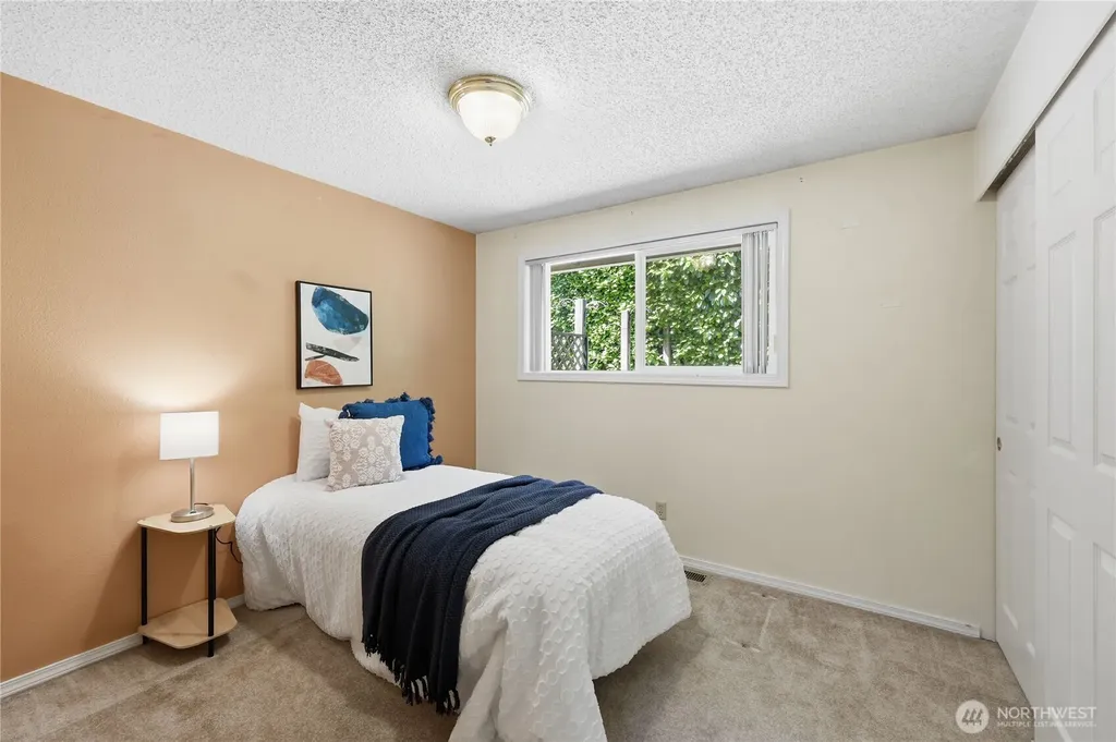 5929 Fern Avenue NE Bremerton WA 98311
