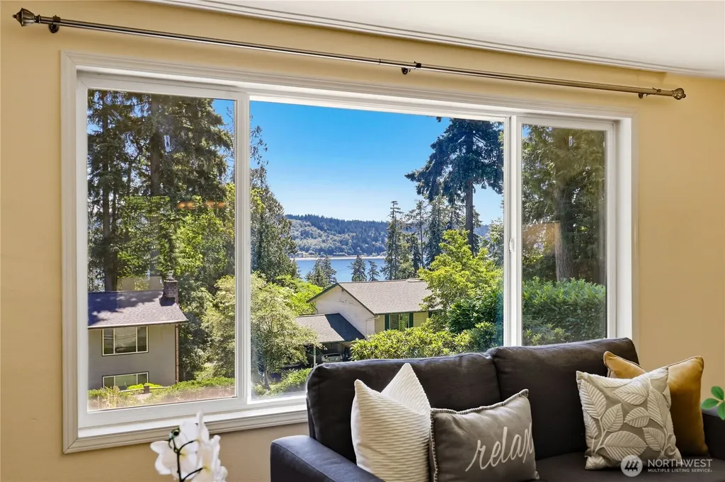5929 Fern Avenue NE Bremerton WA 98311