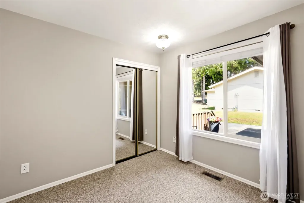 2424 W 12th Street Port Angeles WA 98363
