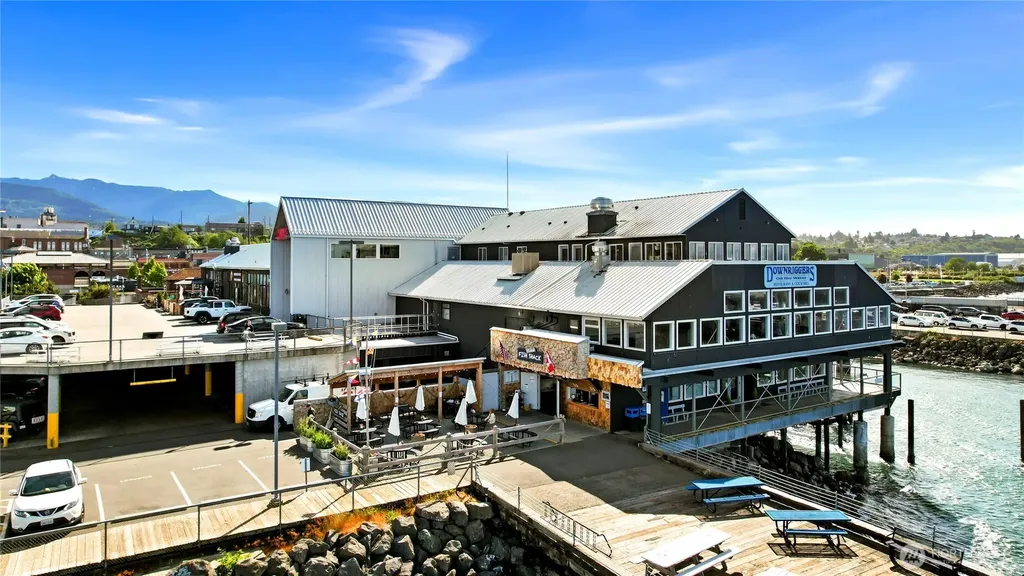 2424 W 12th Street Port Angeles WA 98363