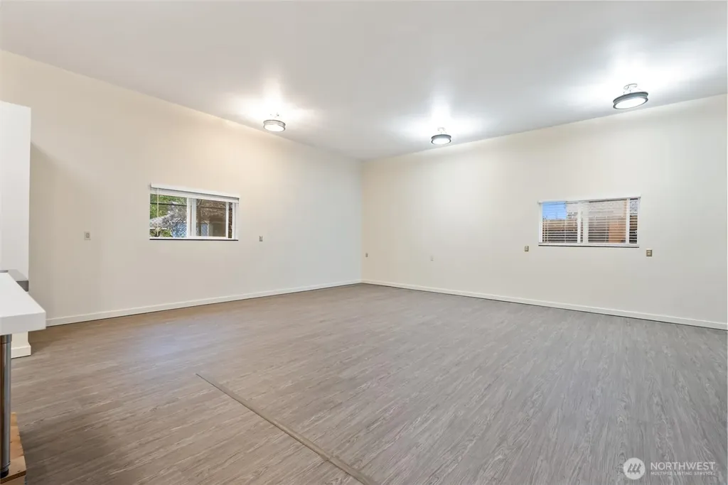 8419 S 116th Seattle WA 98178
