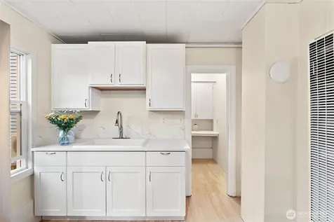 8419 S 116th Seattle WA 98178