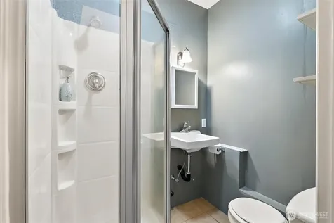 8419 S 116th Seattle WA 98178