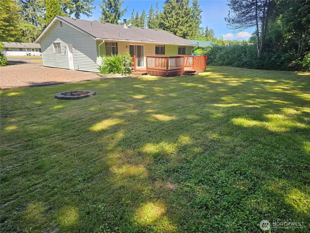 151 S Little John Lane N Forks WA 98331
