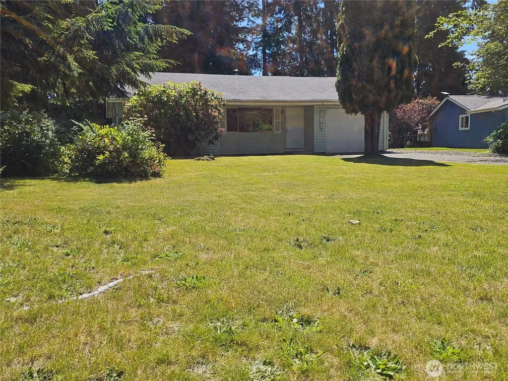 151 S Little John Lane N Forks WA 98331