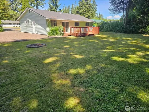 151 S Little John Lane N Forks WA 98331