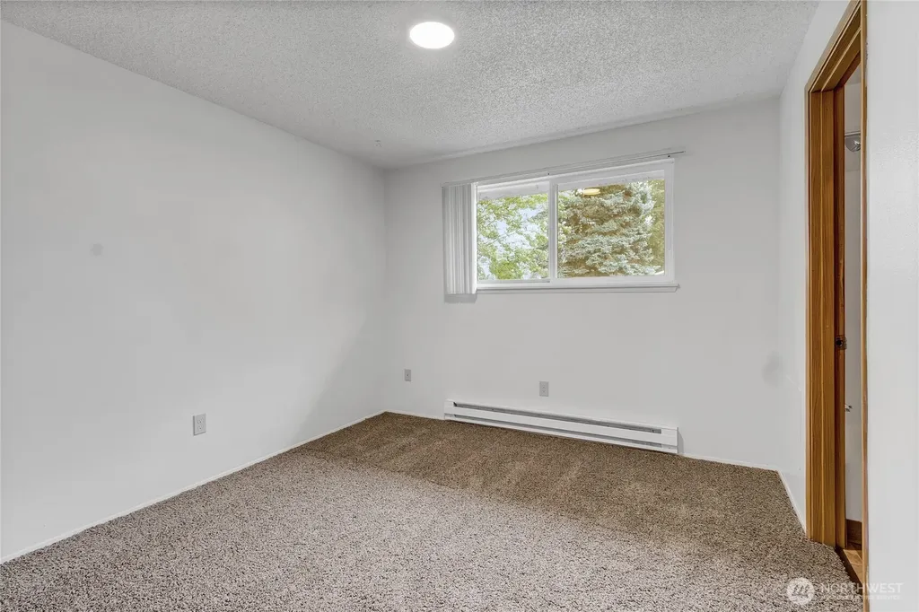 17002 6th Avenue E Spanaway WA 98387
