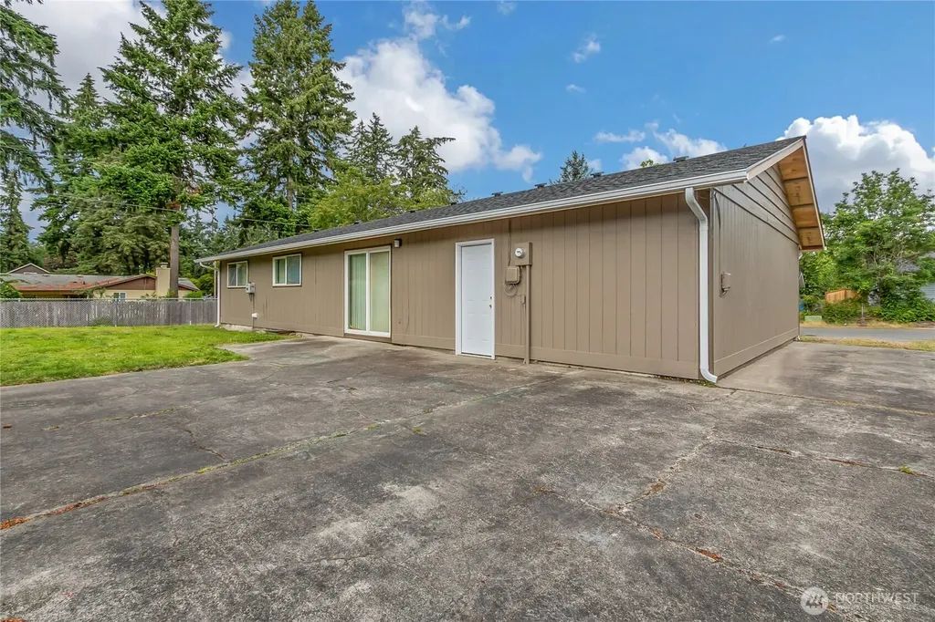 17002 6th Avenue E Spanaway WA 98387