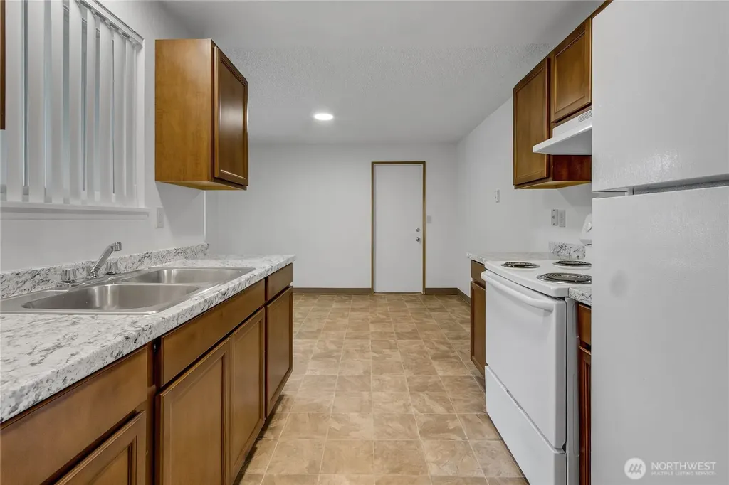 17002 6th Avenue E Spanaway WA 98387