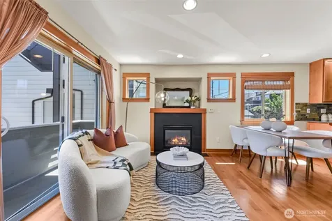 4105 Fremont Avenue N Seattle WA 98103