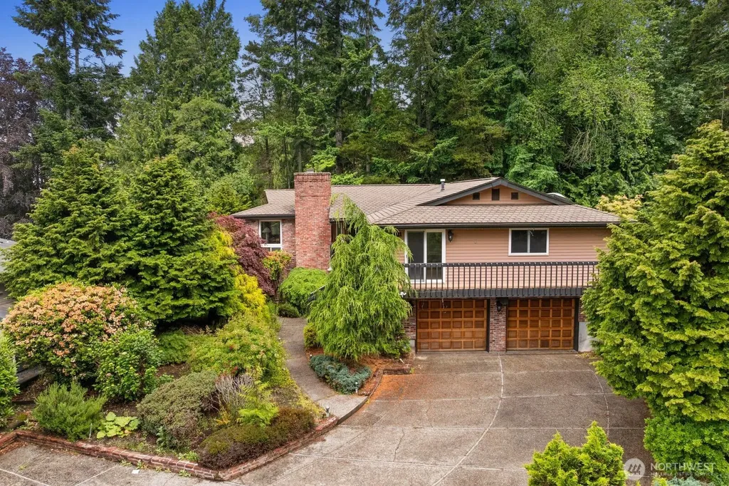 7011 165th Place SW Edmonds WA 98026