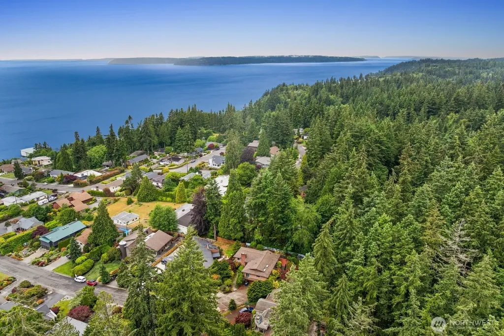 7011 165th Place SW Edmonds WA 98026
