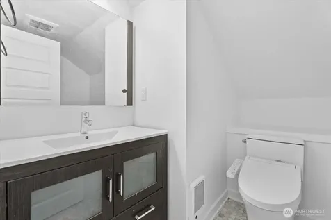 2609 SW Adams Street Seattle WA 98126