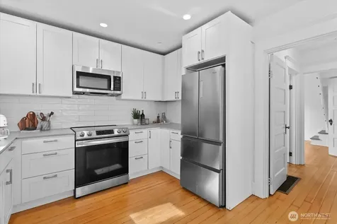 2609 SW Adams Street Seattle WA 98126