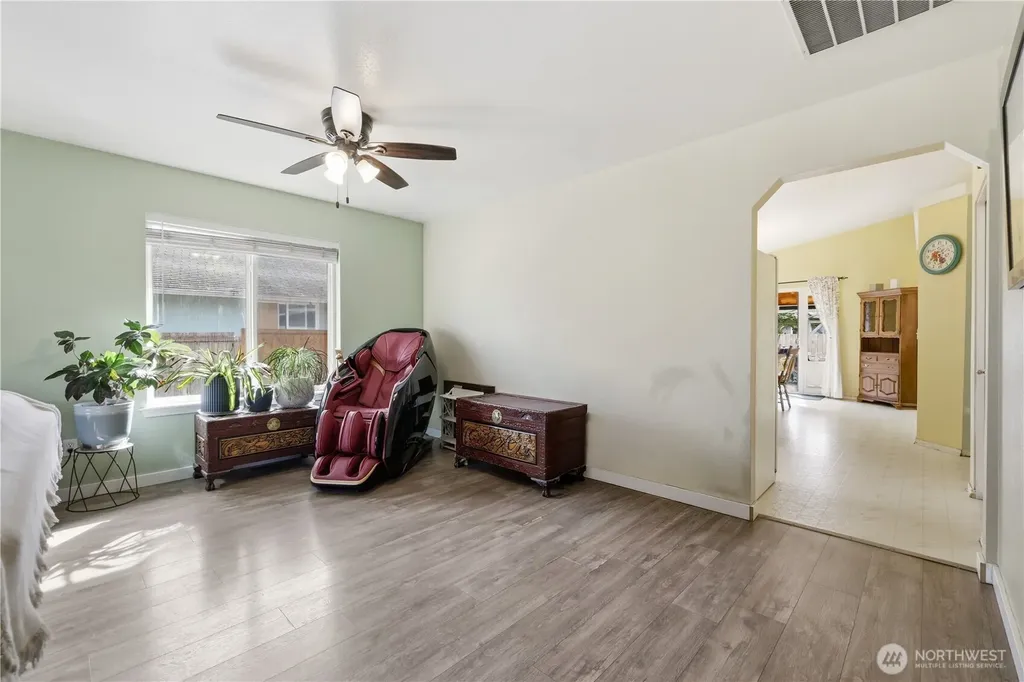 9816 Ramsay Dr SE Yelm WA 98597