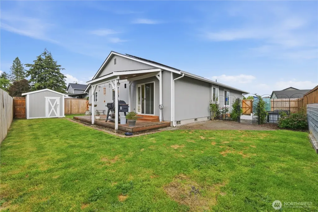 9816 Ramsay Dr SE Yelm WA 98597