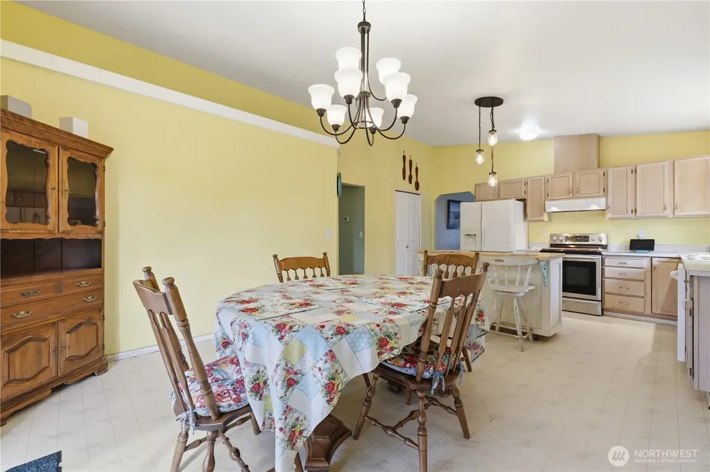 9816 Ramsay Dr SE Yelm WA 98597