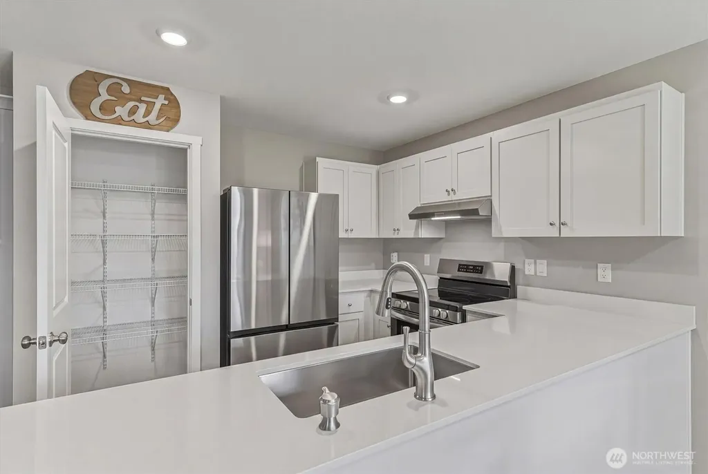 1897 Melody Way Longview WA 98632
