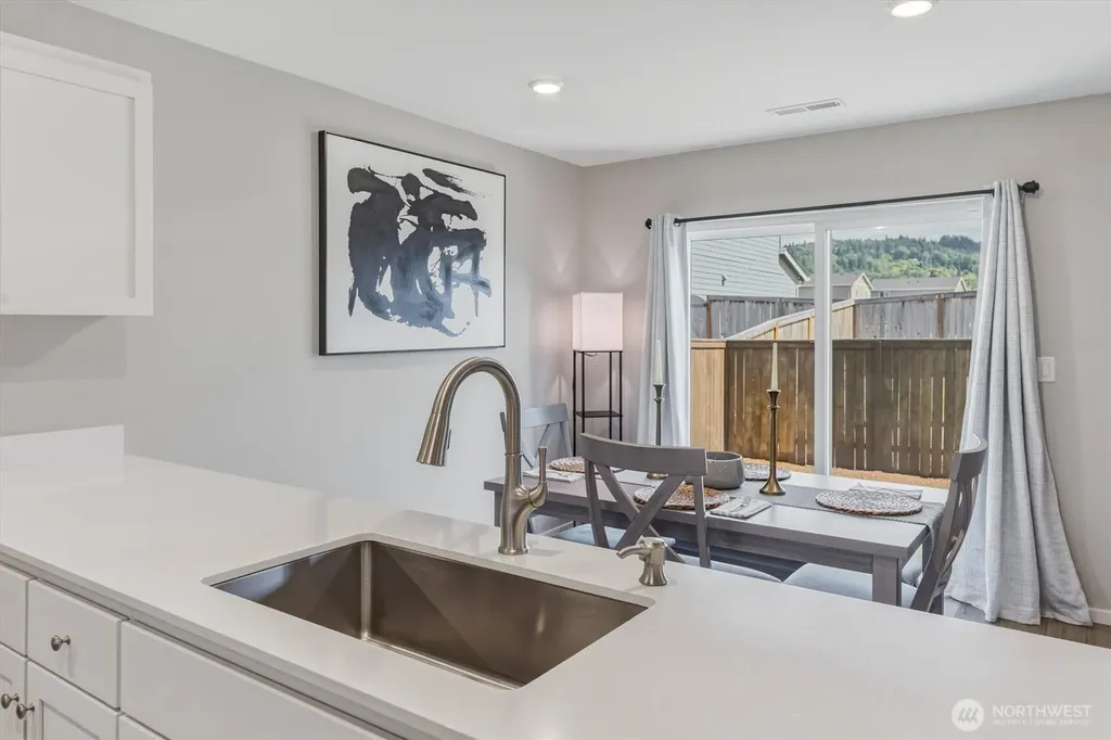 1897 Melody Way Longview WA 98632