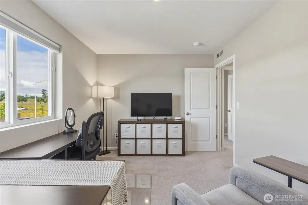 1897 Melody Way Longview WA 98632