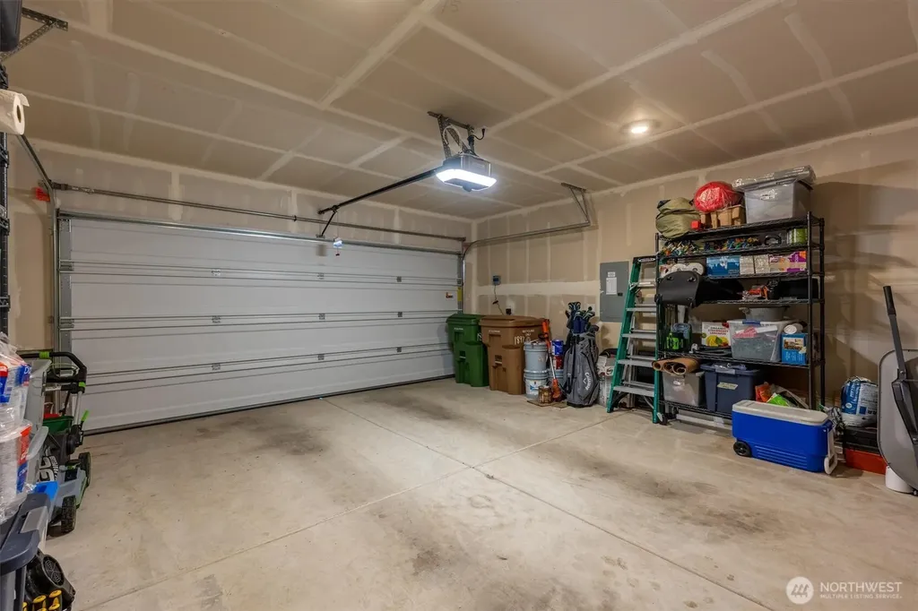 1897 Melody Way Longview WA 98632