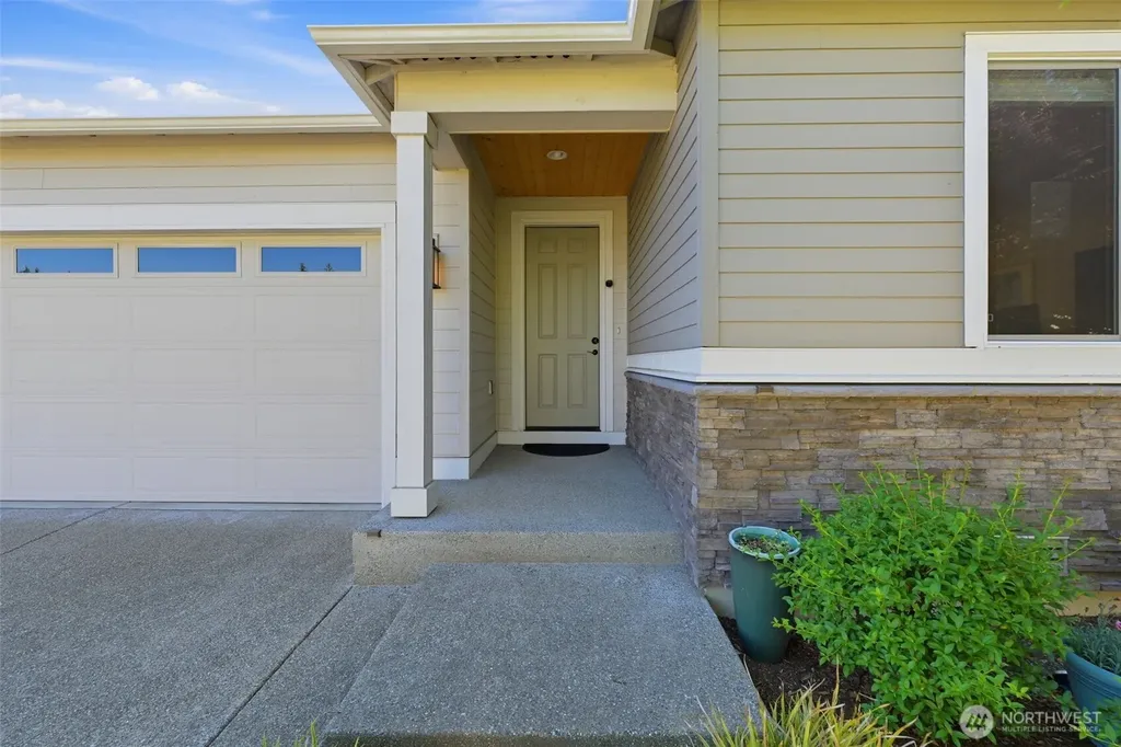 6657 Skipper Lane SE Port Orchard WA 98367