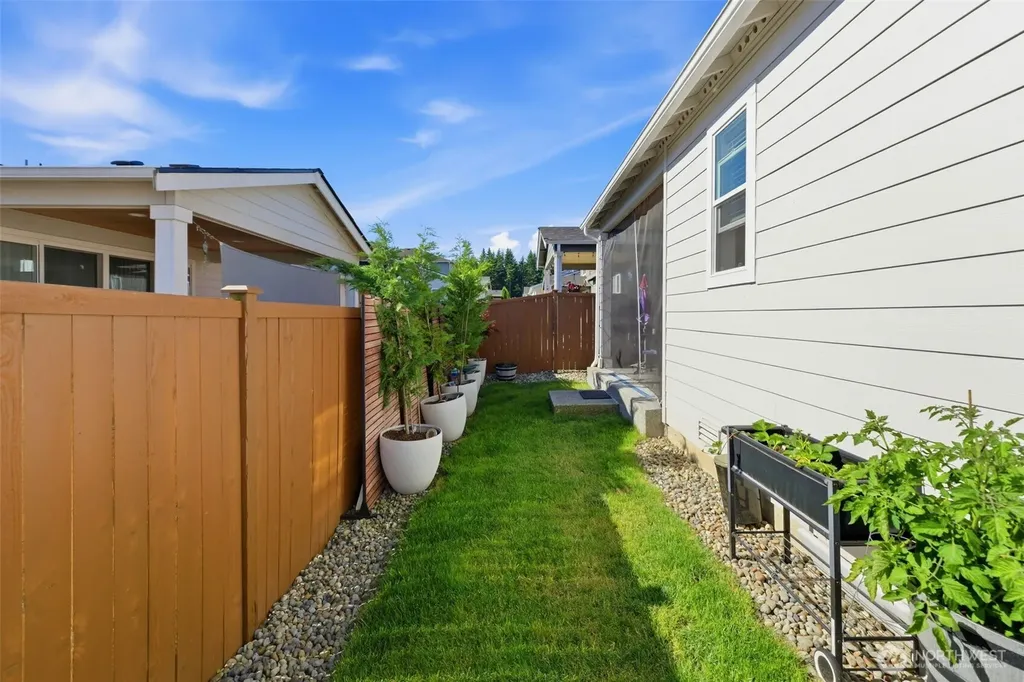 6657 Skipper Lane SE Port Orchard WA 98367