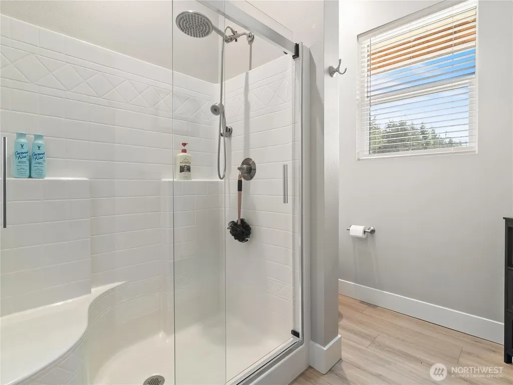 39456 Mountain Park Drive E Roy WA 98580