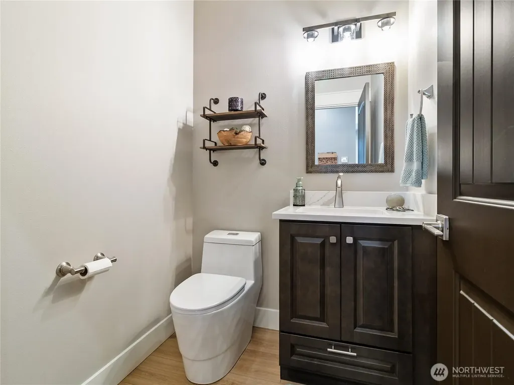 39456 Mountain Park Drive E Roy WA 98580
