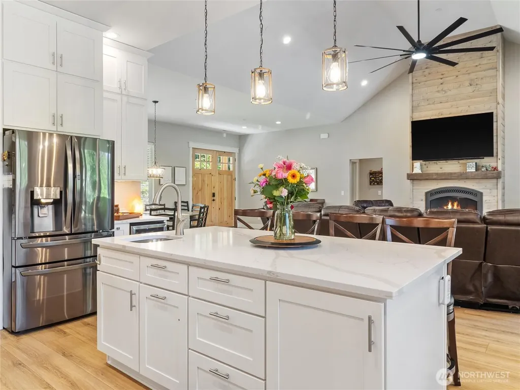 39456 Mountain Park Drive E Roy WA 98580