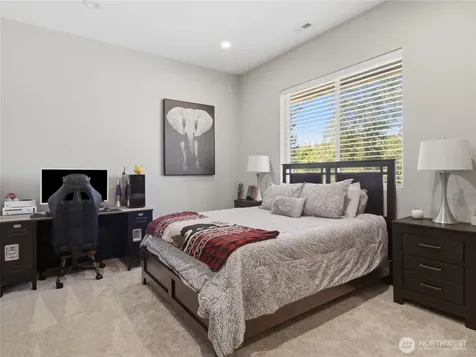 39456 Mountain Park Drive E Roy WA 98580