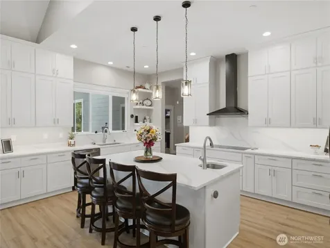39456 Mountain Park Drive E Roy WA 98580