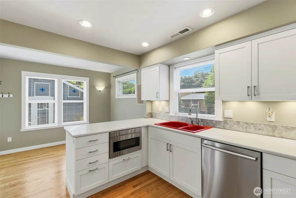 2219 Washington Way Longview WA 98632