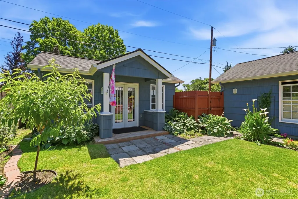 2219 Washington Way Longview WA 98632