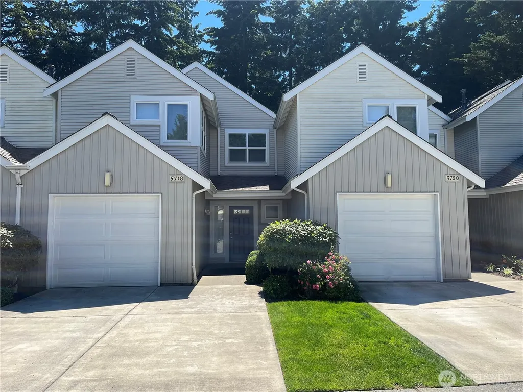 5718 S Grove Drive Mukilteo WA 98275