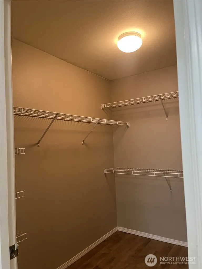 5718 S Grove Drive Mukilteo WA 98275