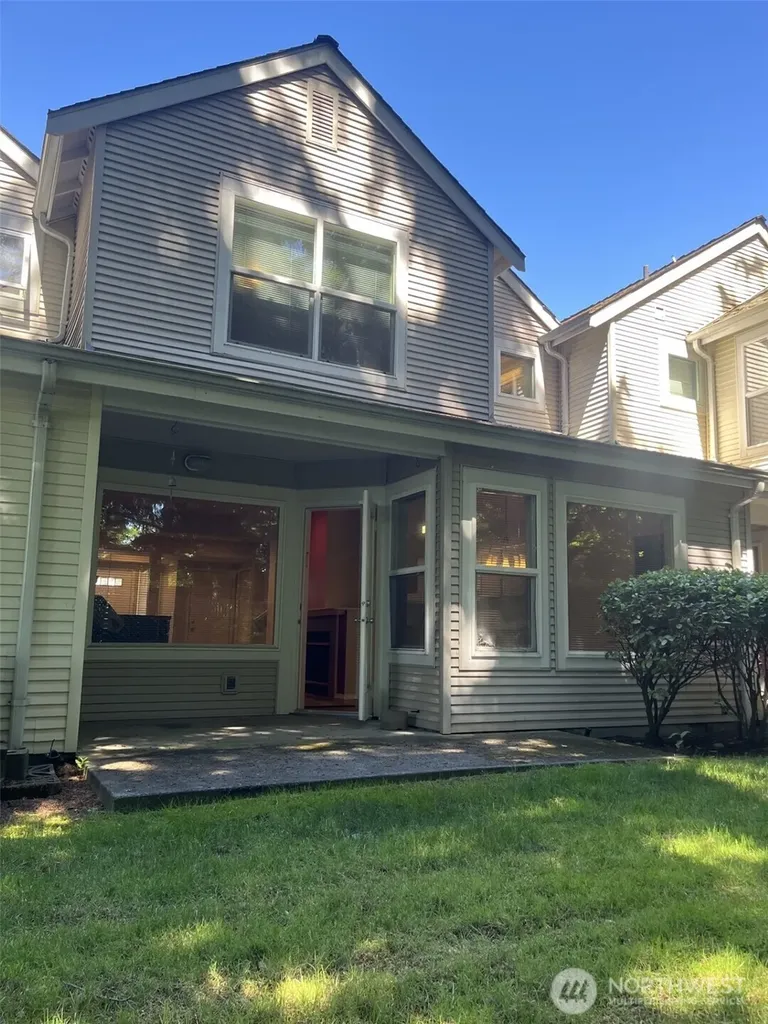 5718 S Grove Drive Mukilteo WA 98275