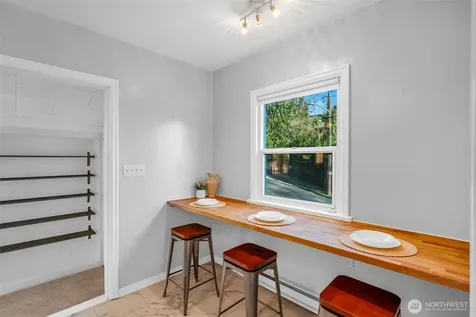 2301 Delmar Drive E Seattle WA 98102