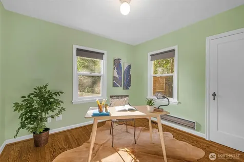 2301 Delmar Drive E Seattle WA 98102