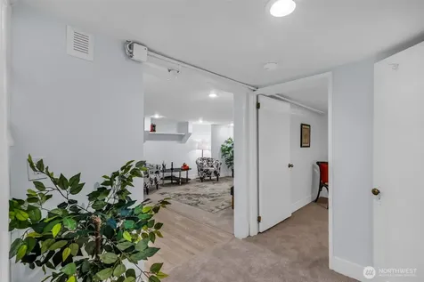 2301 Delmar Drive E Seattle WA 98102