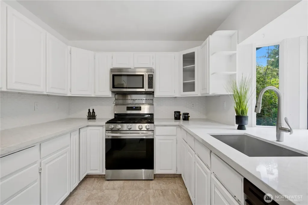 19926 Union Hill Road Redmond WA 98053