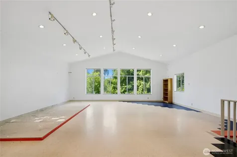 19926 Union Hill Road Redmond WA 98053