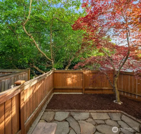 3670 Dayton Avenue N Seattle WA 98103