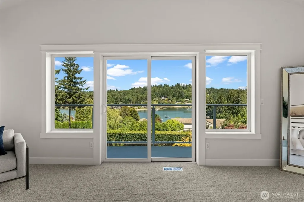 5518 35th Street NW Gig Harbor WA 98335