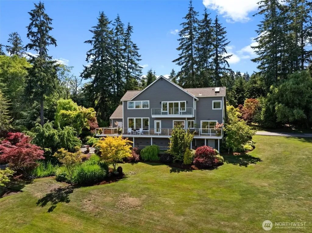 5518 35th Street NW Gig Harbor WA 98335