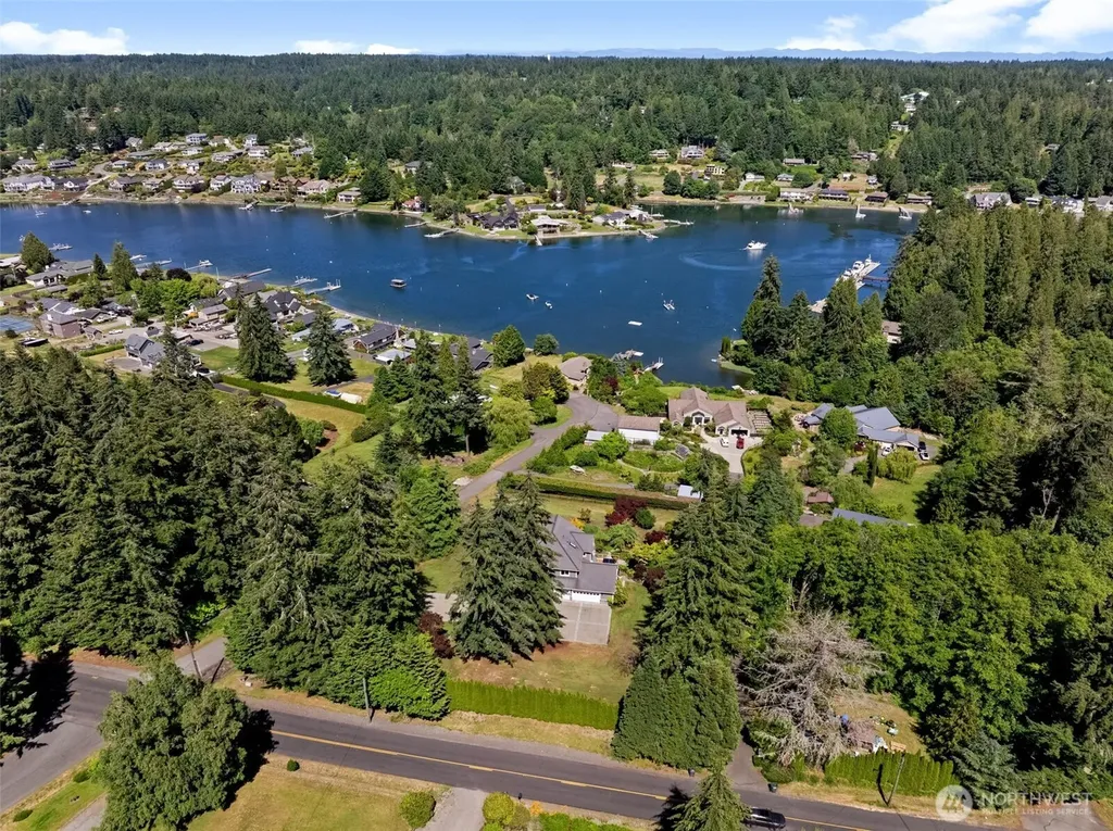 5518 35th Street NW Gig Harbor WA 98335