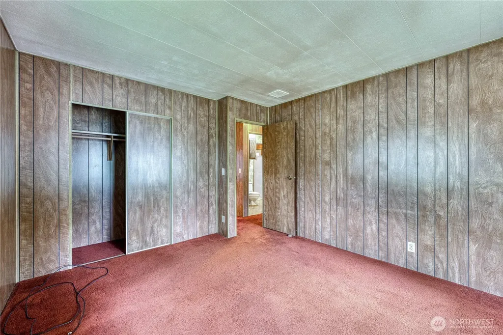 270 NE Saber Drive Belfair WA 98528