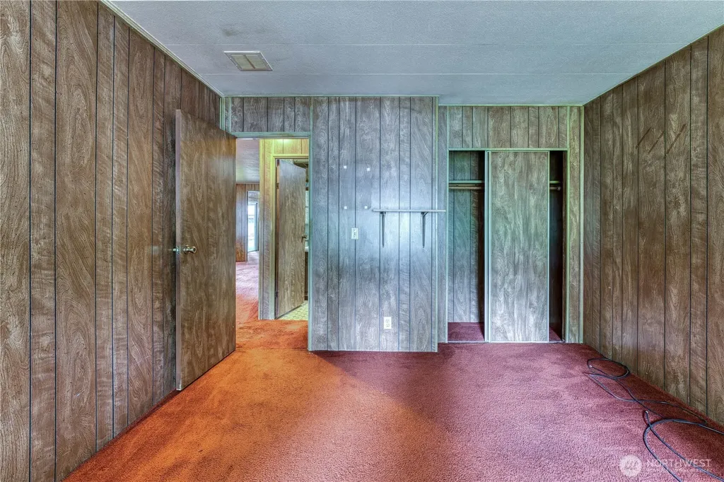 270 NE Saber Drive Belfair WA 98528