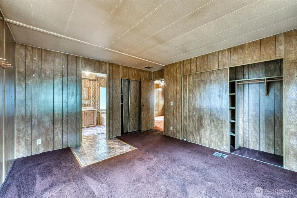 270 NE Saber Drive Belfair WA 98528